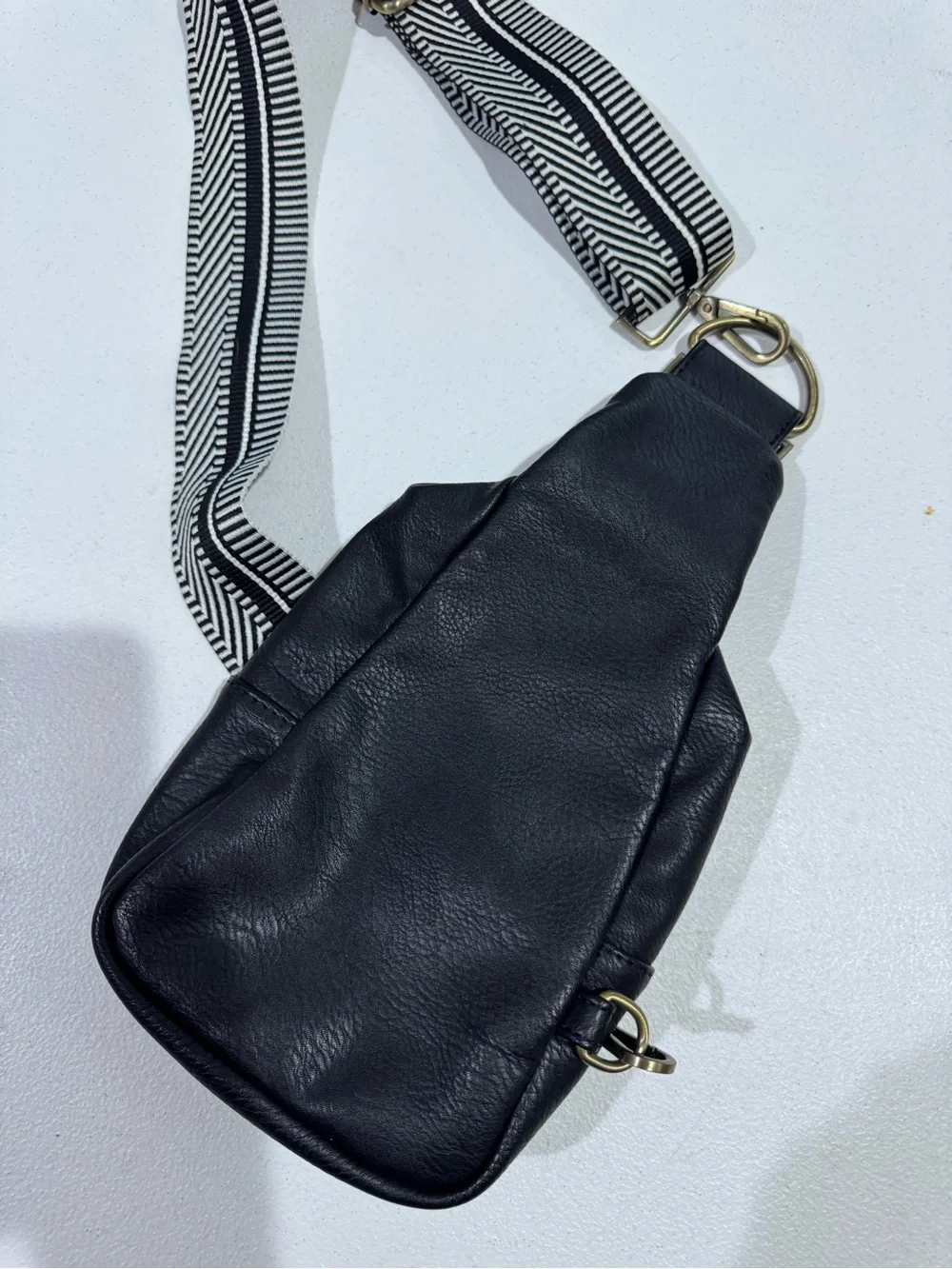 Urban Originals Black Sling Crossbody with Chevron Strap